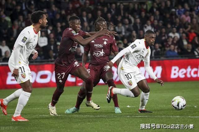 江苏签约双外援 特奎维恩和J-汤普森加盟