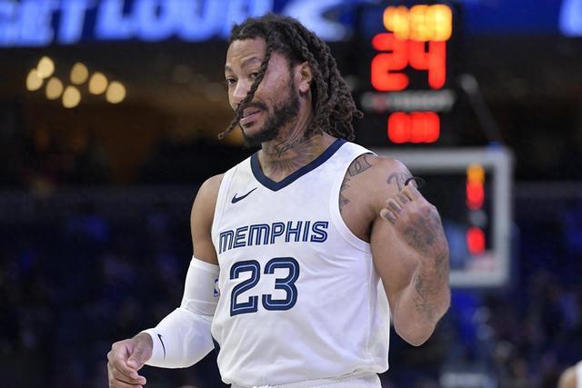 詹姆斯缺阵浓眉30+11 湖人大胜开拓者止3连败